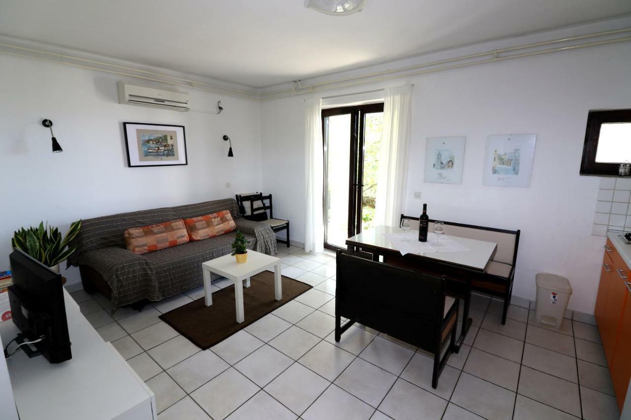 Apartment Draga 17 Njivice Eksteriør billede