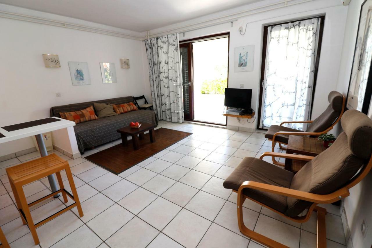 Apartment Draga 17 Njivice Eksteriør billede